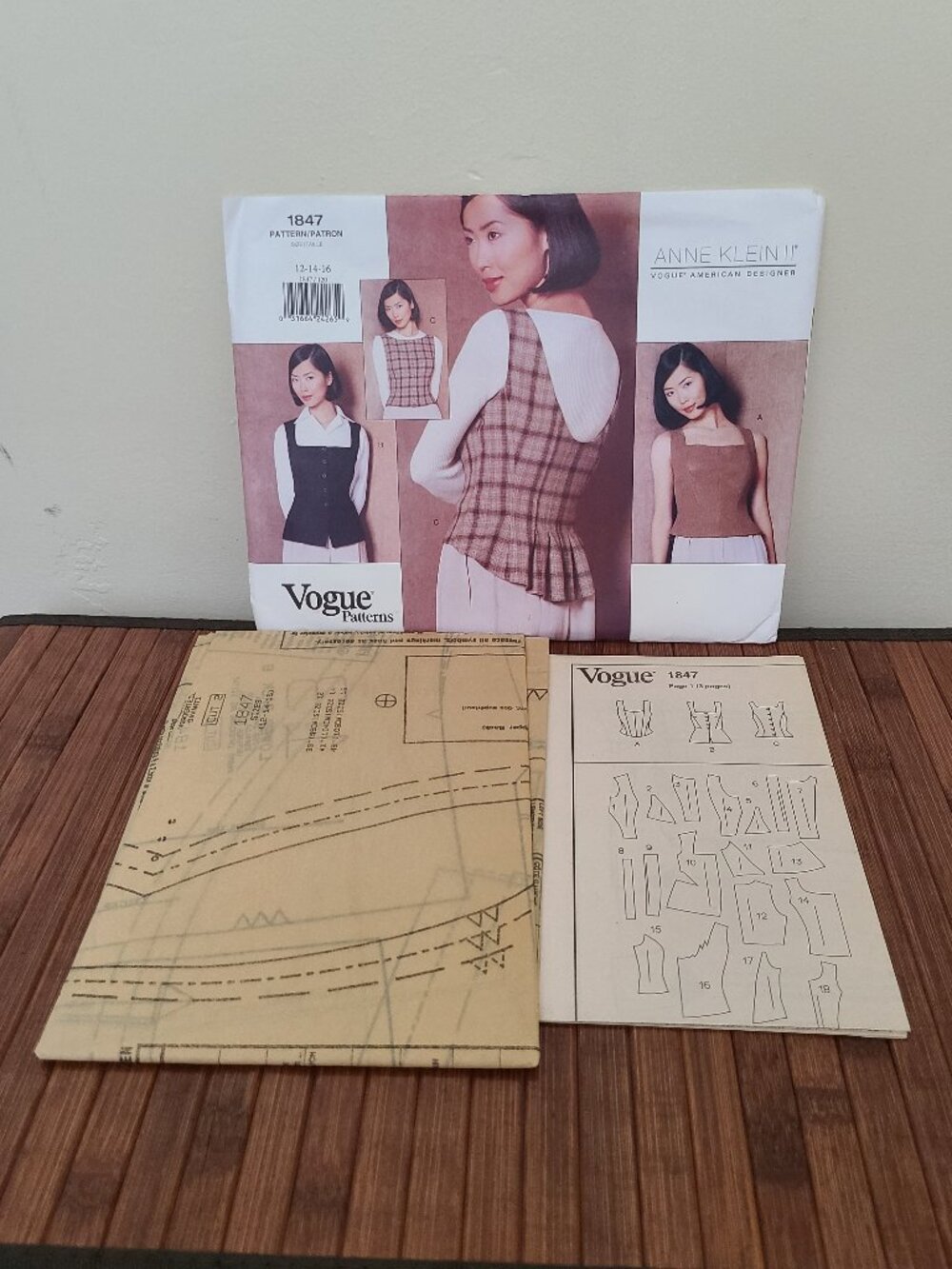 Two Vintage 90s Vogue Patterns Sz L-XL - 12-16 - Picture 8 of 8
